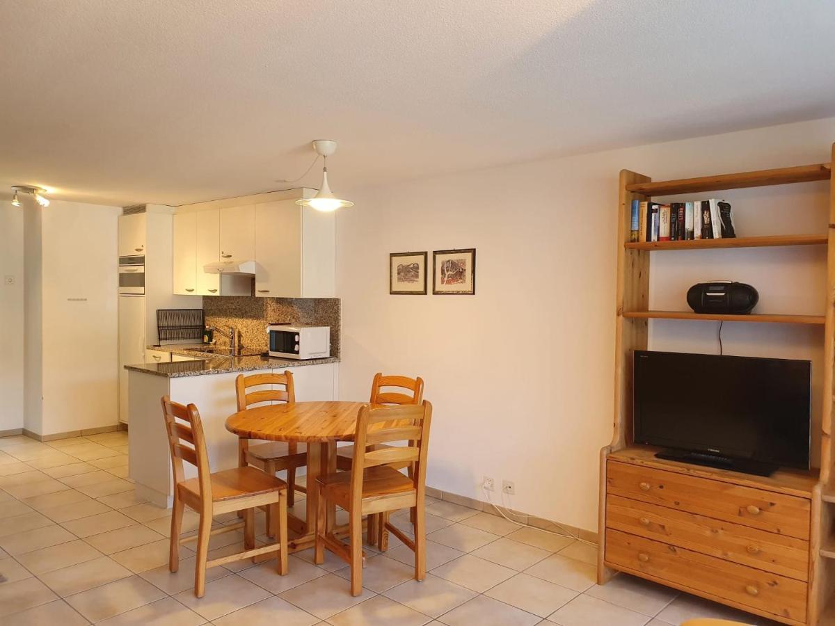 Zuhause In Den Alpen Ihre Ferienwohnung Mit Hallenbad Und Sauna Lenzerheide Exterior foto