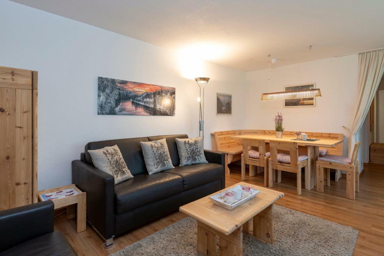 Zuhause In Den Alpen Ihre Ferienwohnung Mit Hallenbad Und Sauna Lenzerheide Exterior foto