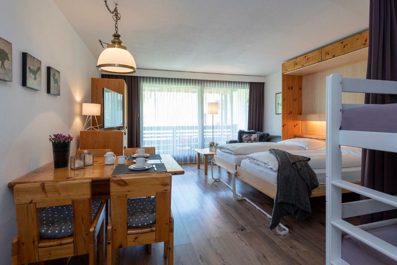 Zuhause In Den Alpen Ihre Ferienwohnung Mit Hallenbad Und Sauna Lenzerheide Exterior foto